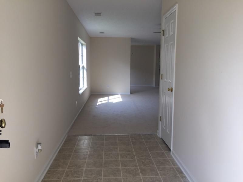 137 Thistle Rd, Goose Creek, SC 29445