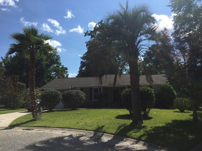 110 Greensboro Ln, Ladson, SC 29456