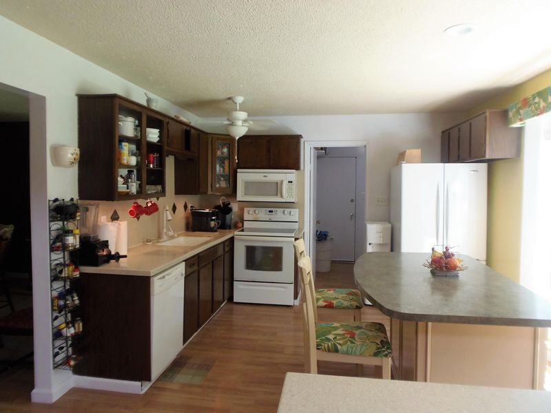 1318 Sandy Run Cir, Summerville, SC 29486