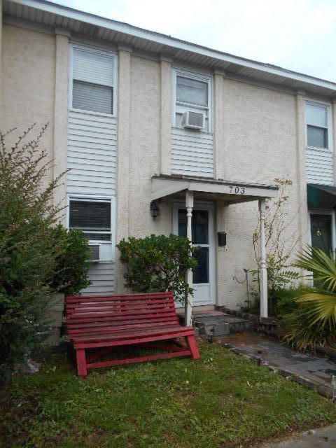 703 Davenport Dr, Mount Pleasant, SC 29464
