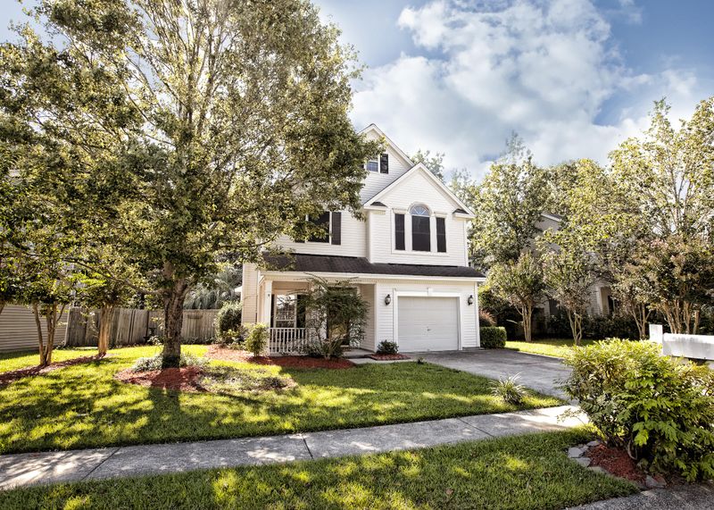 1985 Treebark Dr, Charleston, SC 29414