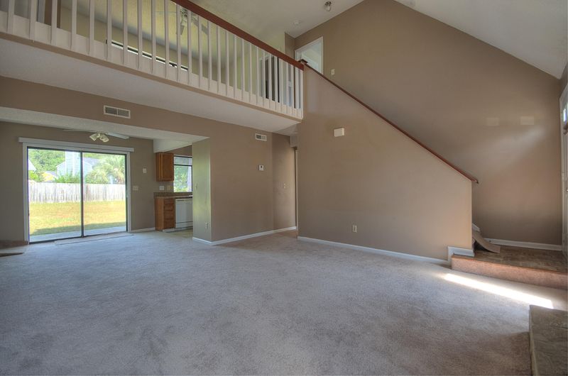 130 Traders Station Rd, Summerville, SC 29483