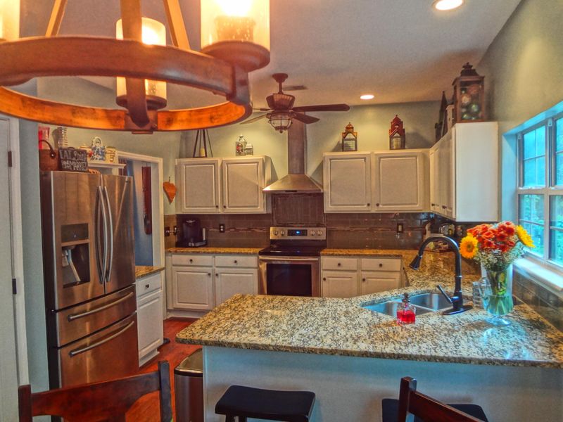 1292 Wild Olive Dr, Mount Pleasant, SC 29464