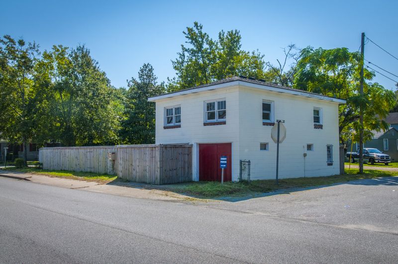 1551 E Montague Ave, North Charleston, SC 29405