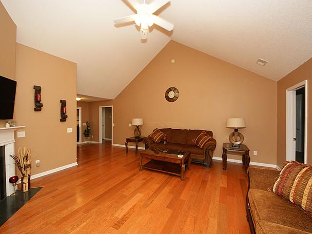 407 Meadowview Trl, Summerville, SC 29483