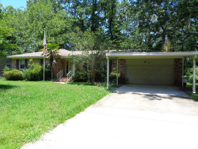109 Monroe Dr, Ladson, SC 29456