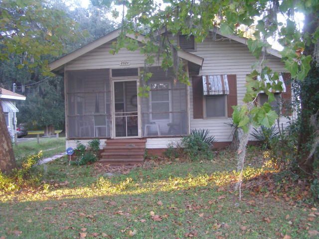 2324 Midland Park Rd, North Charleston, SC 29406