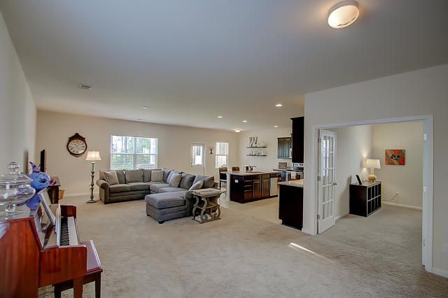 337 Iveson Rd, Summerville, SC 29483