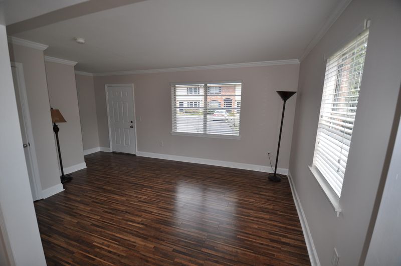 415 Parkdale Dr #12-A, Charleston, SC 29414