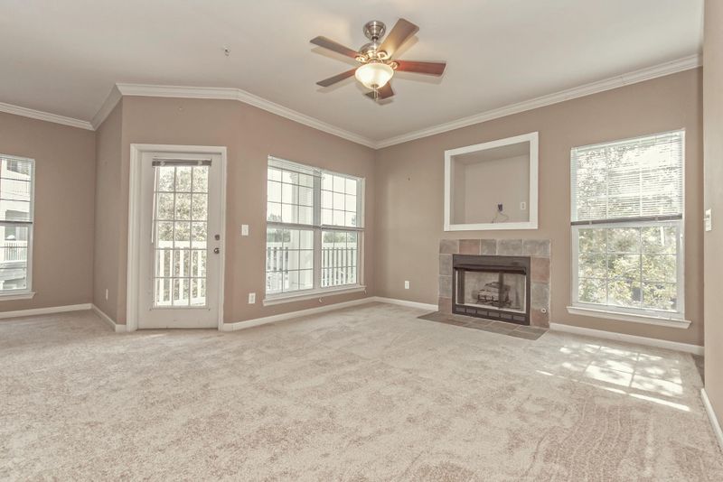 700 Daniel Ellis Dr #10207, Charleston, SC 29412