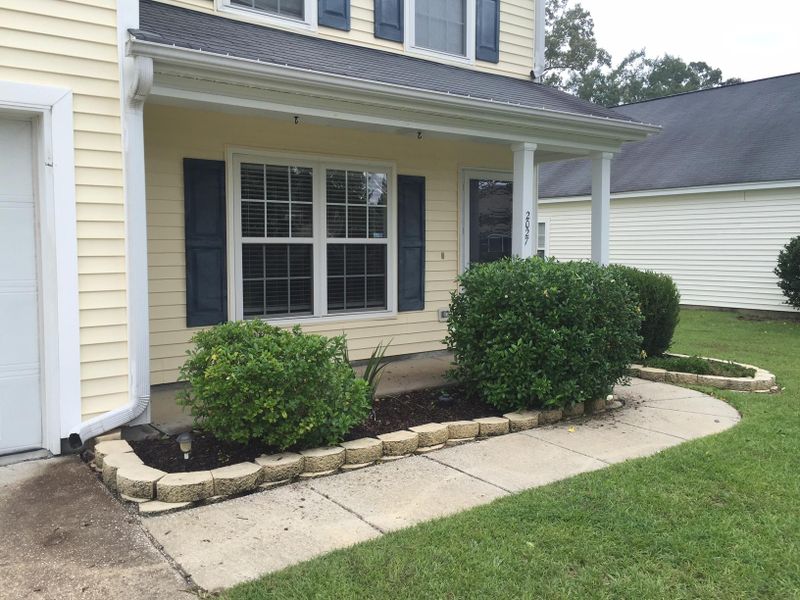 2027 Cripplecreek Dr, Ladson, SC 29456