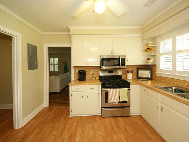 5221 Parkside Dr, North Charleston, SC 29405