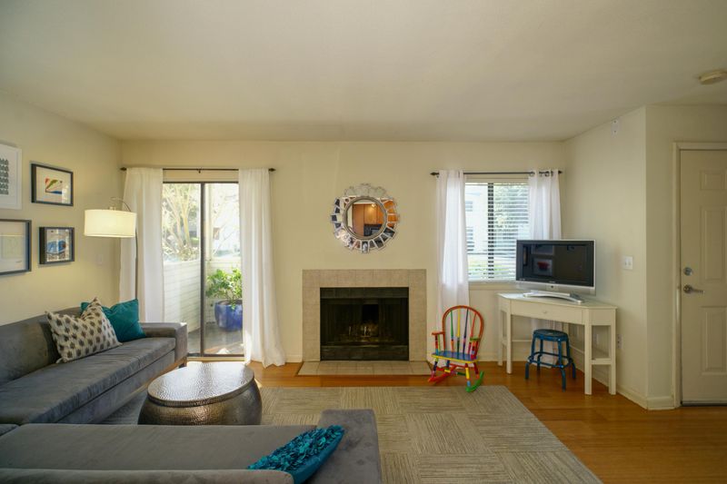 265 Alexandra Dr #14, Mount Pleasant, SC 29464