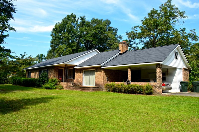 110 Birch St, Moncks Corner, SC 29461