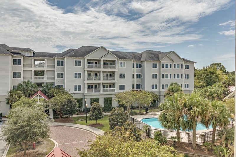 1984 Folly Rd #A-213, Charleston, SC 29412