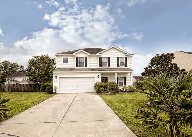 1406 Red Knot Ct, Hanahan, SC 29410