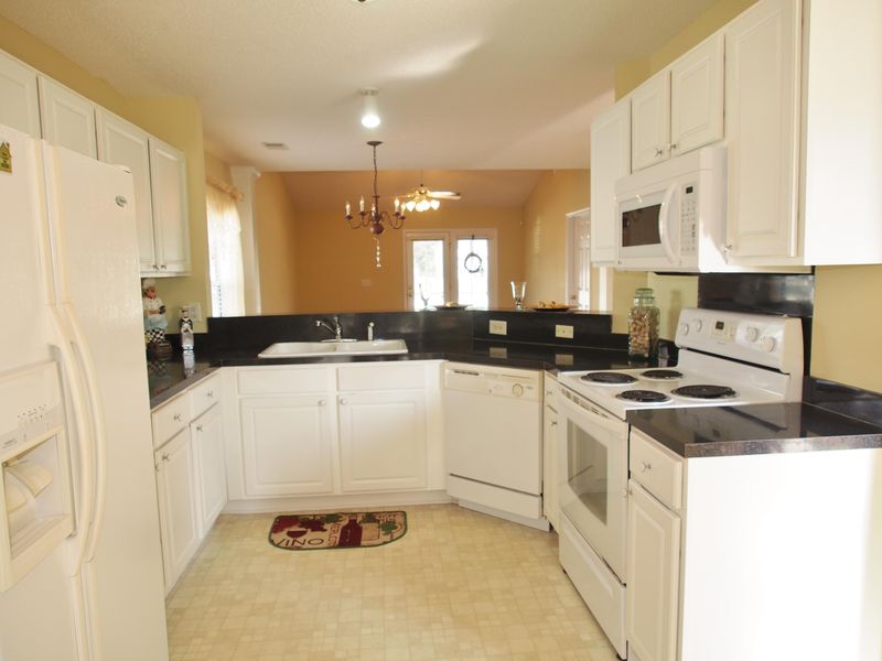 126 Townsend Way, Summerville, SC 29483