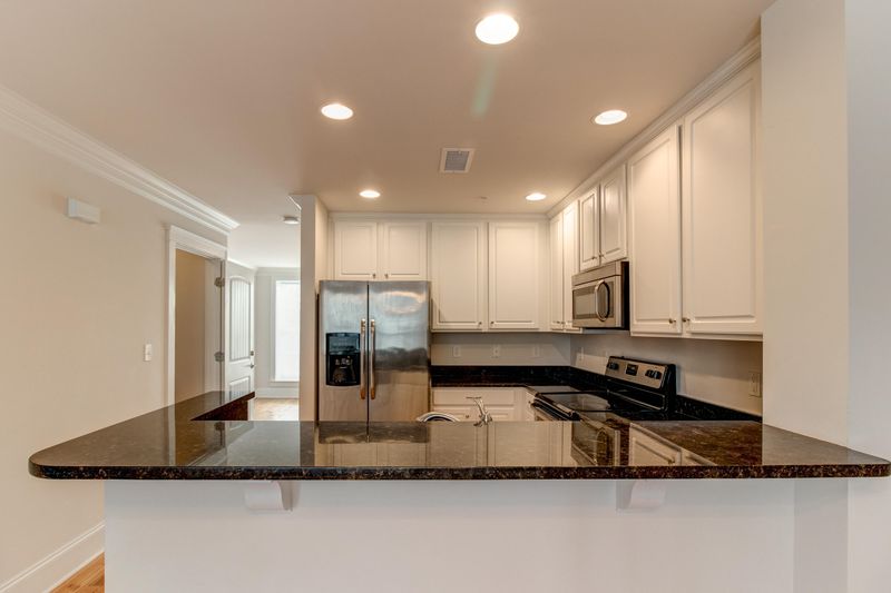 728 S Shelmore Blvd #102 And 202, Mount Pleasant, SC 29464