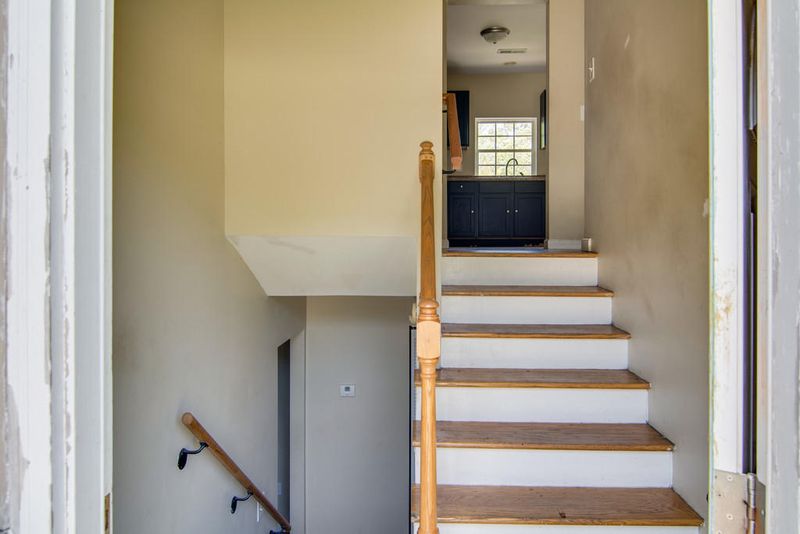 233 Mohican Cir, Summerville, SC 29483