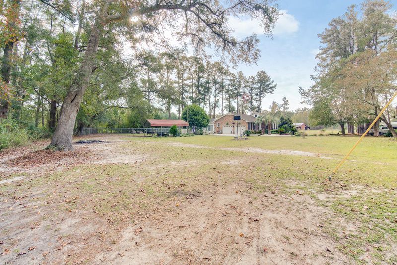 553 Mulberry Rd, Saint George, SC 29477