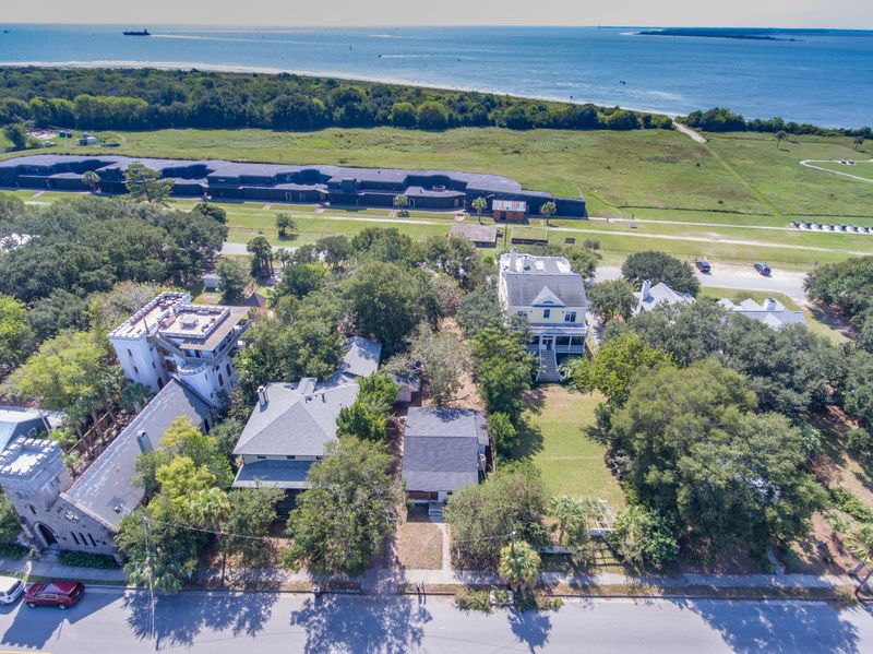 1321 Middle St, Sullivans Island, SC 29482
