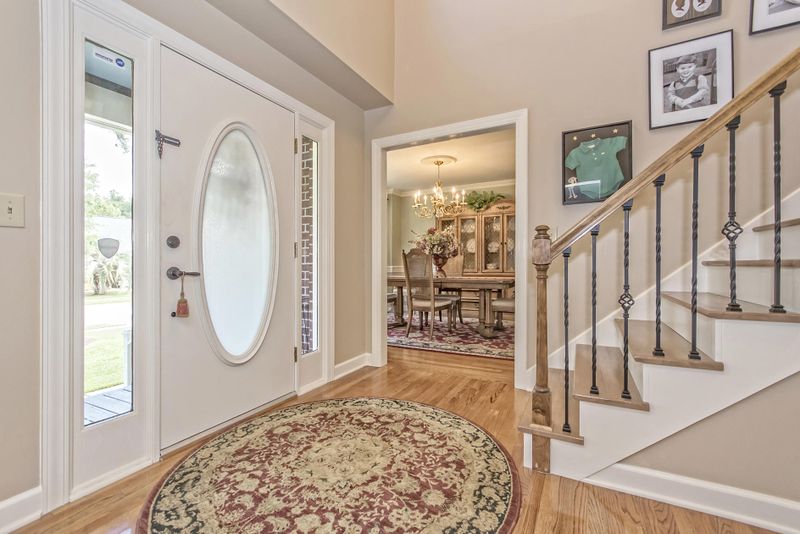 407 King Charles Cir, Summerville, SC 29485