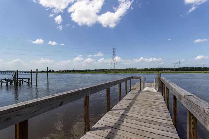 2745 Jobee Dr #5, Charleston, SC 29414