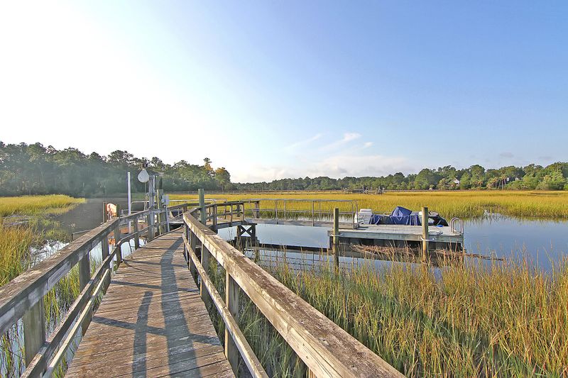 3339 Cottonfield Dr, Mount Pleasant, SC 29466