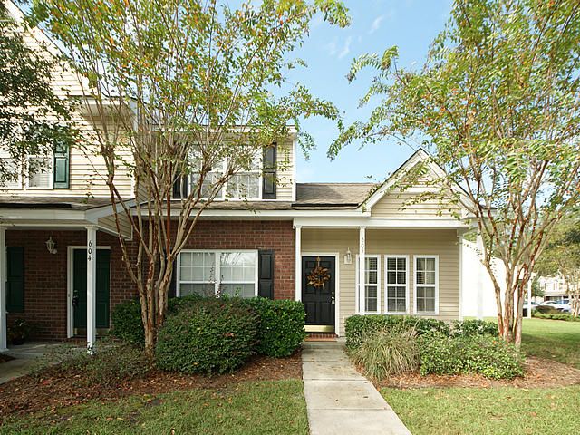 605 Pine Bluff Dr, Summerville, SC 29483