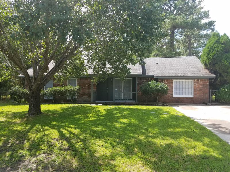 207 Ruffin Rd, Summerville, SC 29486