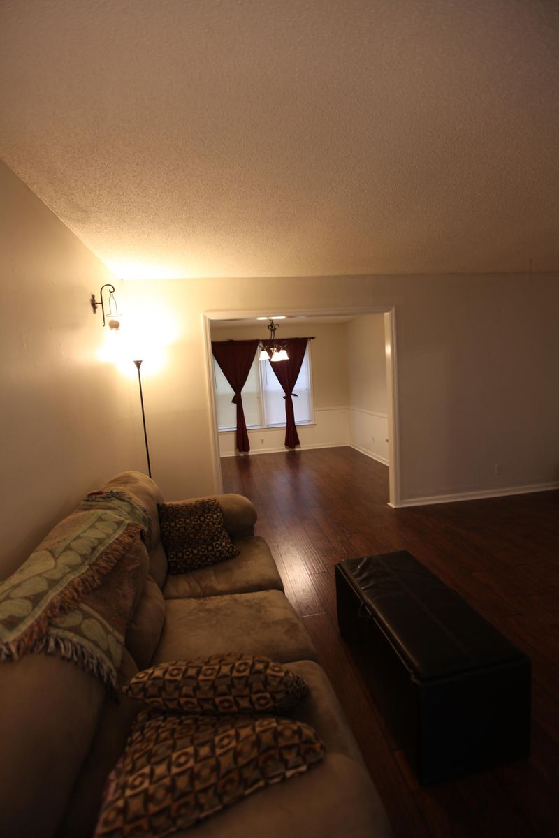 331 Shaftesbury Ln, Summerville, SC 29485