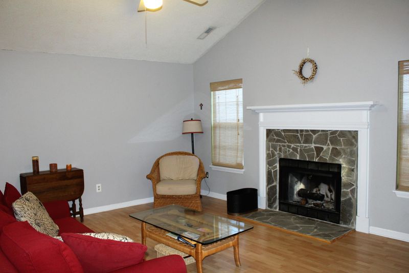 986 Nabors Dr, Charleston, SC 29412