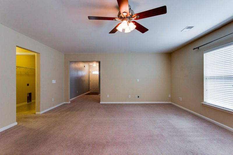 201 Briarbend Rd, Goose Creek, SC 29445