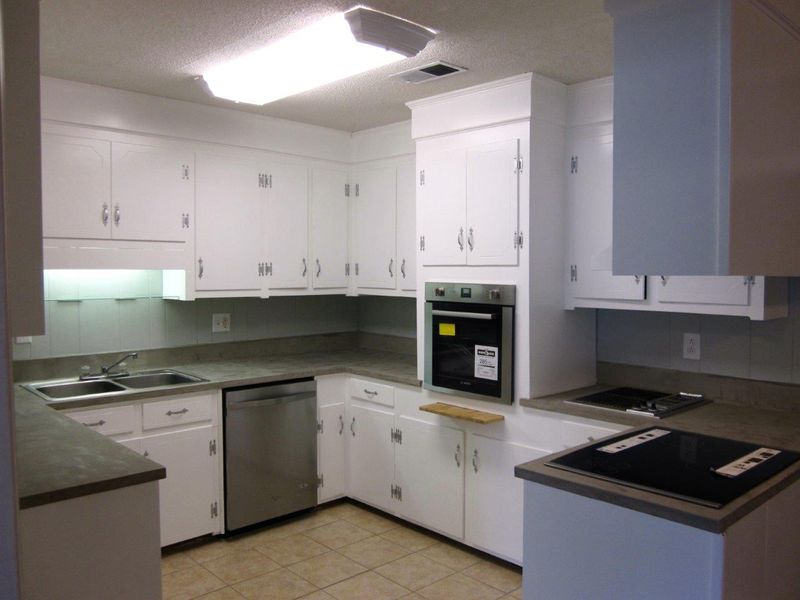 5316 Holden St, North Charleston, SC 29418