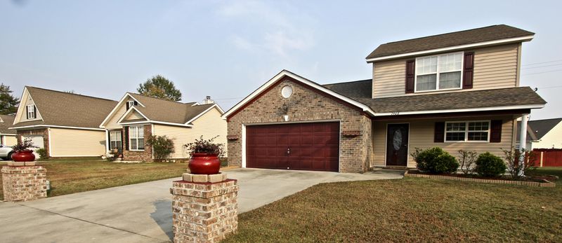 7908 High Maple Cir, North Charleston, SC 29418