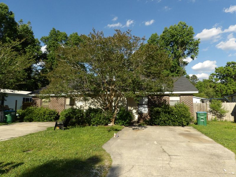 108 Woodduck Dr #A&B, Summerville, SC 29483