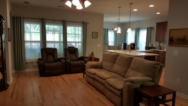 2683 Hanford Mills Ln, North Charleston, SC 29406