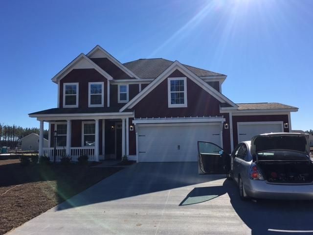 418 Whispering Breeze Ln, Summerville, SC 29486