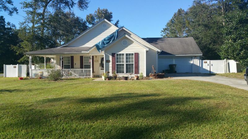 10 Wilson St, Goose Creek, SC 29445