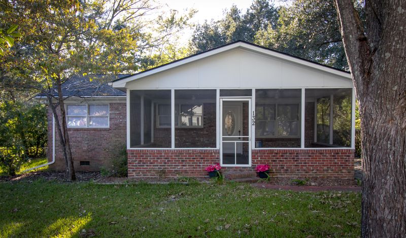 132 Weeks Ave, Goose Creek, SC 29445