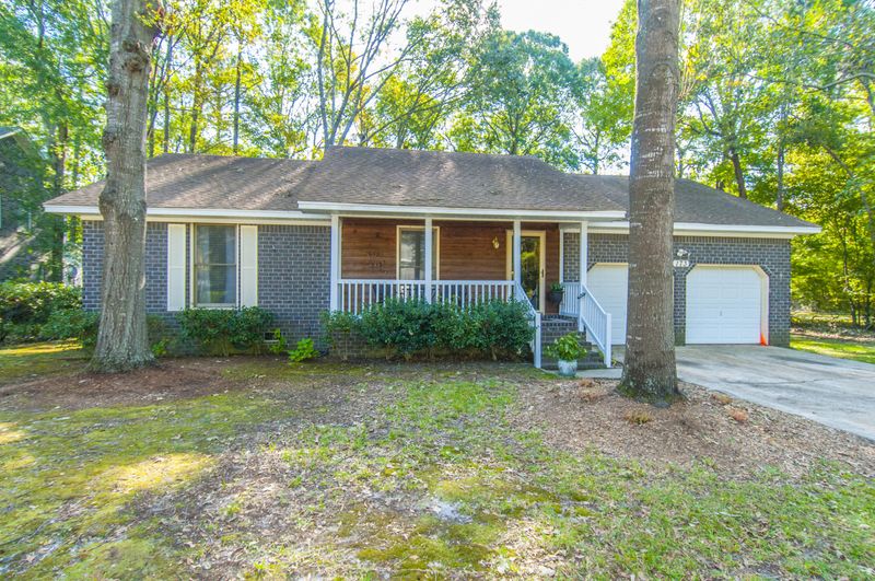173 Fox Chase Dr, Goose Creek, SC 29445