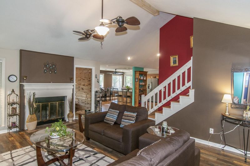 173 Fox Chase Dr, Goose Creek, SC 29445