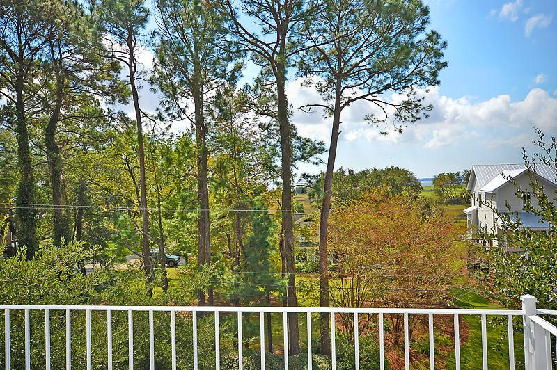 276 Bayview Dr, Mount Pleasant, SC 29464