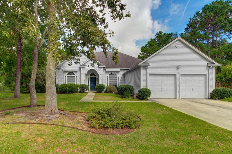 1444 Cypress Pointe Dr, Mount Pleasant, SC 29466