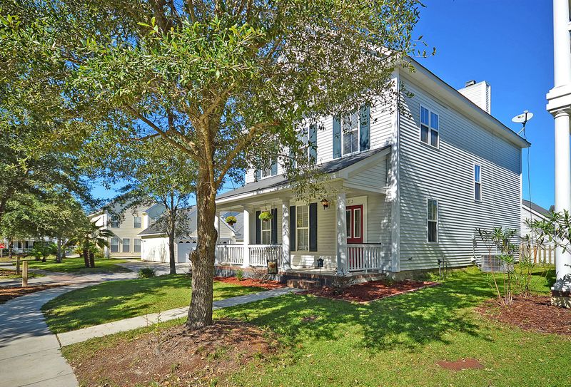 92 Creekside Dr, Summerville, SC 29485