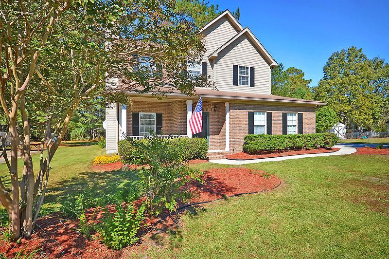 1615 Windsor Ln, Moncks Corner, SC 29461