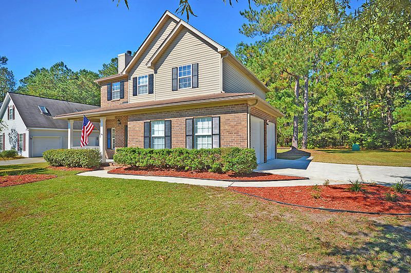 1615 Windsor Ln, Moncks Corner, SC 29461