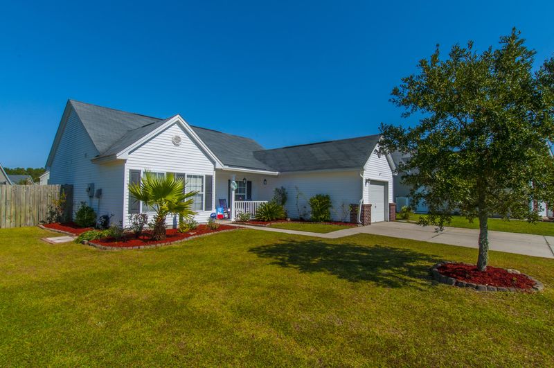 103 Cranston Ln, Summerville, SC 29483