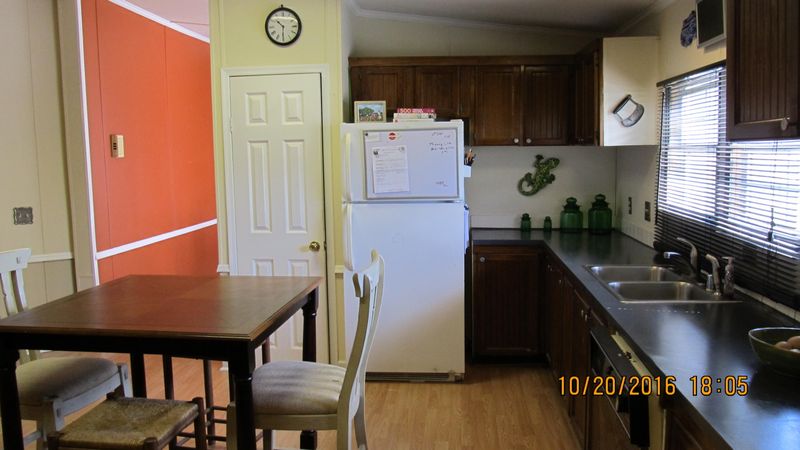 284 Embassy Dr, Summerville, SC 29483