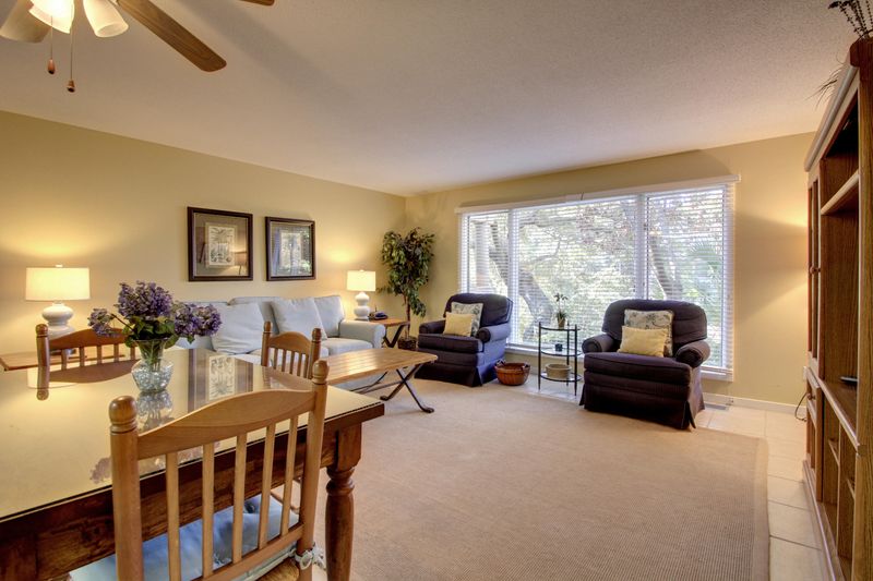 41 Lagoon Villas, Isle Of Palms, SC 29451